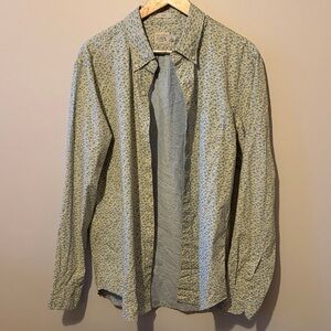 J. Crew Men’s Yellow and Blue Floral Shirt, Slim fit, size Large.